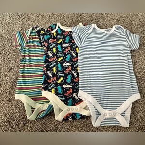 DEMAVIE Striped Baby Onesies Size 9-12 Months - NWOT